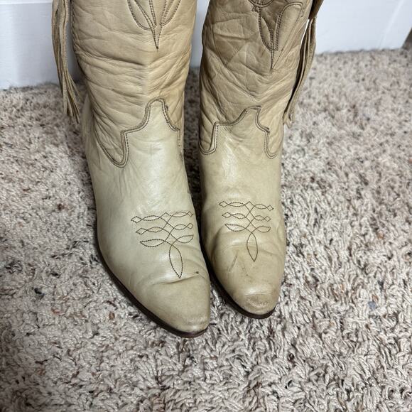 Laredo Womens Crunch Tassel Boots Size 8 Tan Leather Made in USA Western Cowgirl - Picture 4 of 9